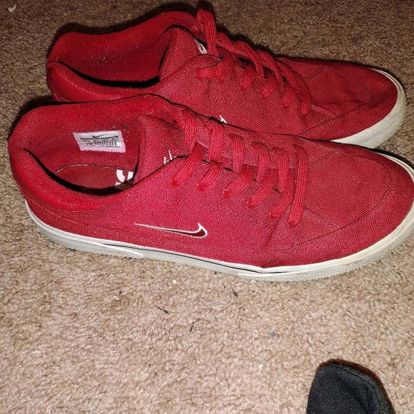 Nike SB GTS supreme red - Picture 4 of 4